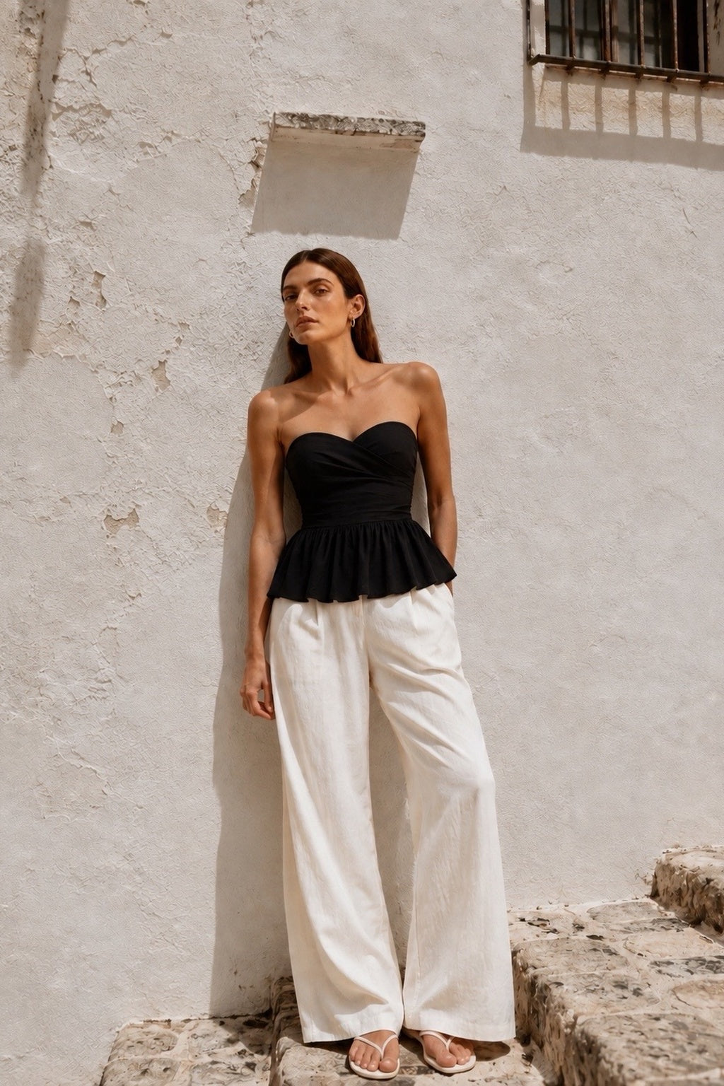 Cora top in Black